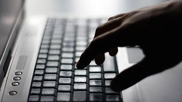 İzmir'de cinsel istismar sanığının cep telefonunda ve bilgisayarında çocuk pornosu bulundu-1