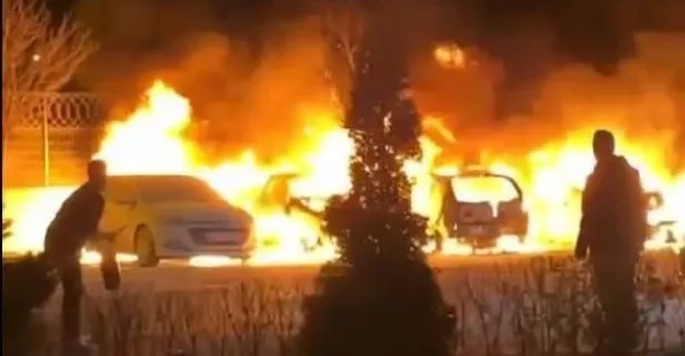 Ankara’da yangın! Site bahçesindeki 5 araç alev alev yandı