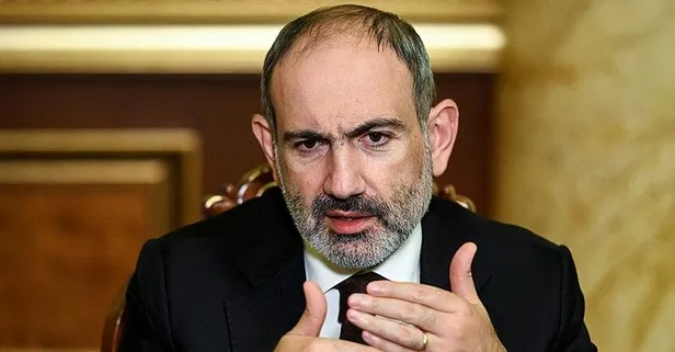 Paşinyan çaresiz kalınca köpekten medet umdu! Boynuna bomba bağlayıp Azerbaycan ordusunun mevzilerine gönderdiler