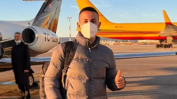 son-dakika-galatasaray-baskani-burak-elmastan-flas-transfer-aciklamasi-takvimcomtr-duyurmustu-pulgar-ve-gomis-1643798228771.jpg SON DAKİKA! Galatasaray Başkanı Burak Elmas'tan flaş transfer açıklaması! Takvim.com.tr duyurmuştu Pulgar ve Gomis tamam-6