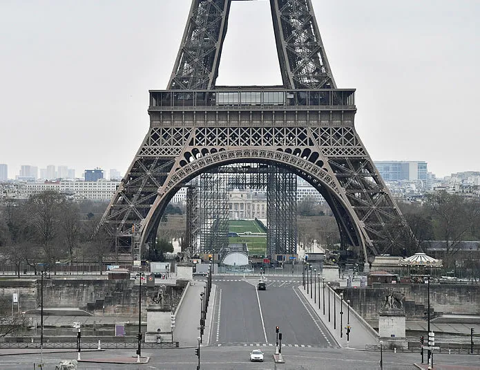 Fransa koronavirüs önlemlerini gevşetiyor