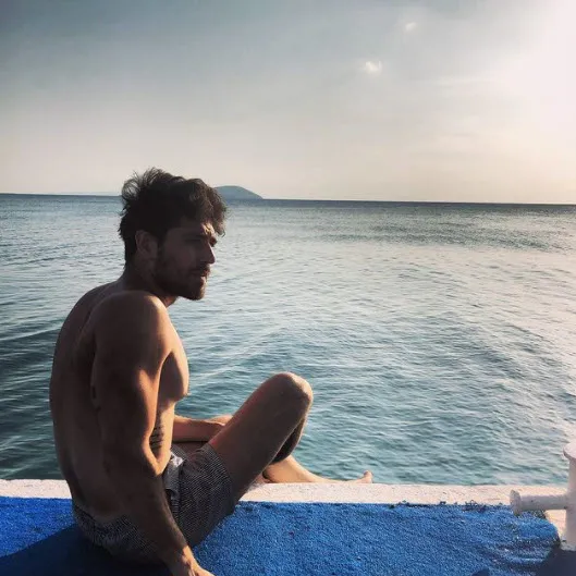 Hercai'de her şeyi altüst edecek ayrılık senaryoyu baştan yazdıracak! Onu Hercai'de son kez izleyeceğiz...-5