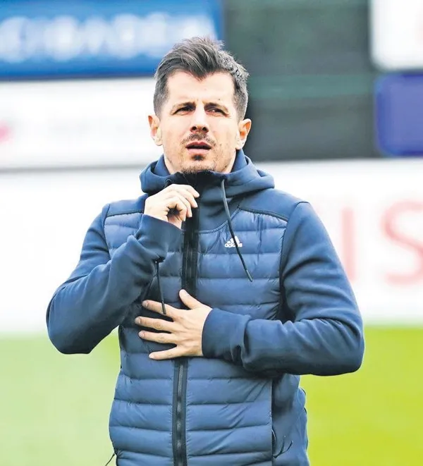 Emre Belözoğlu’ndan Fenerbahçeli futbolculara: Son nefese kadar savaşacağız