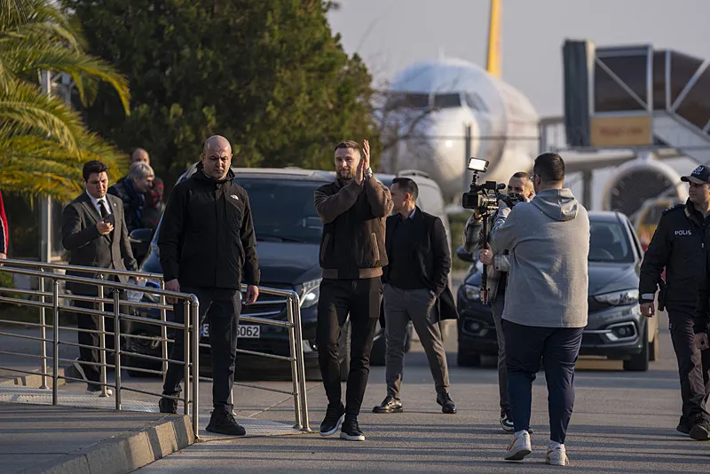 Fenerbahçe'den Süper Lig'in 2 yıldızına teklif! Galatasaray da devrede - 5