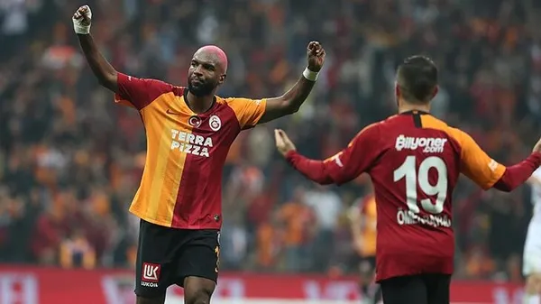 ryan-babelden-besiktaslilari-kizdiran-sozler-1609513085952.jpeg Ryan Babel, Fenerbahçe ve Galatasaray'ı övdü: "Beşiktaş, Feyenoord gibi..."-3