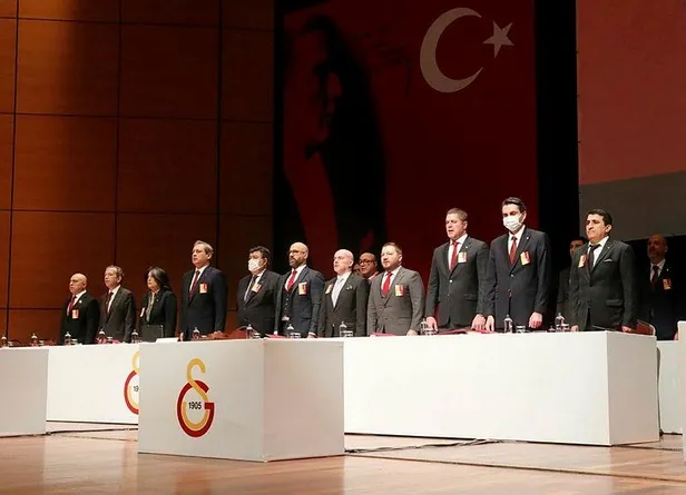 Galatasaray'da olaylı Mali Genel Kurul! "Masaya yumruk vurdum!" Mustafa Cengiz ve Burak Elmas ibra...-3