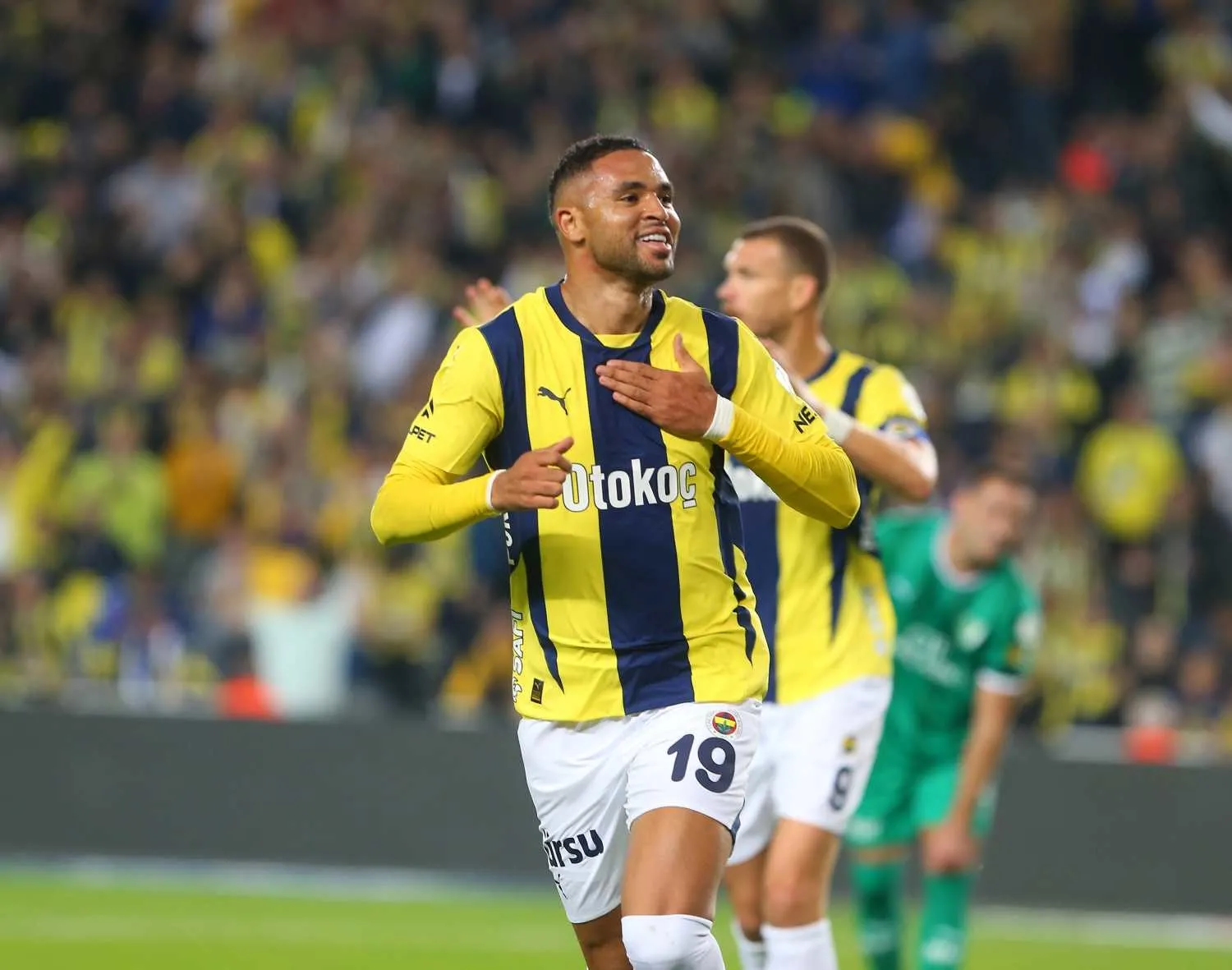 Fenerbahçeliler havaya uçacak! Yeni sezonun ilk transferi bitiyor - 10