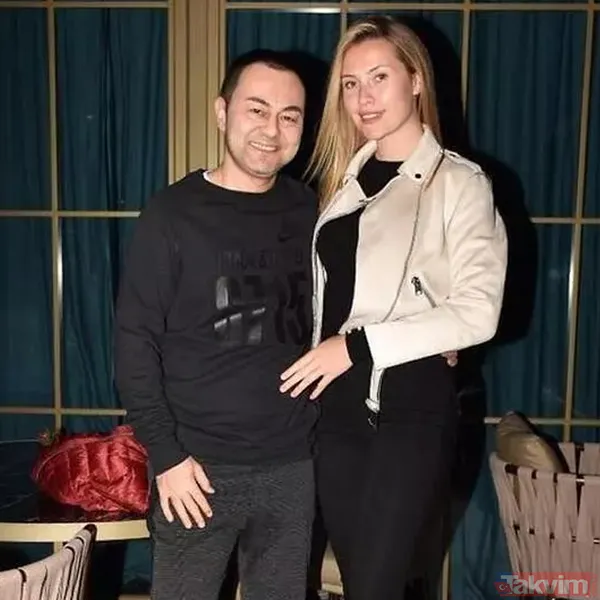 Ortaç, "Ben eski eşten dolayı bitecek adam mıyım? Adı üstünde eski eş, eski özlenir mi? Boşandım, daha iyisi geldi. Aşk acısı diye bir şey yok" dedi.