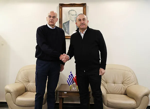 yunanistan-disisleri-bakani-dendias-deprem-bolgesini-ziyaret-etmek-turkiyeye-geldi-1676191773186.jpg Yunanistan Dışişleri Bakanı Dendias deprem bölgesini ziyaret etmek Türkiye'ye geldi-7