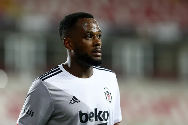 Beşiktaş'tan Cyle Larin'e sürpriz talip! Şampiyonlar Ligi'ne dönüyor...
