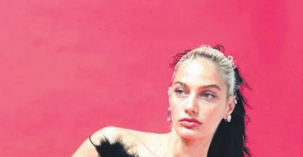 Güzel oyuncu Gülcan Arslan yoğun geçen set sürecine veda etti