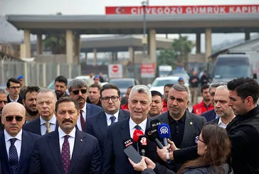 Bakan Bolat Suriye sınırından seslendi