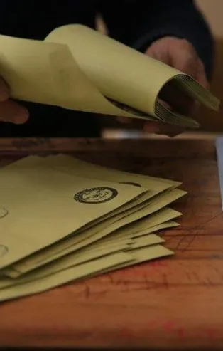 Maltepe’de kasiyer ve şoför sandık kurulu başkanı olmuş!