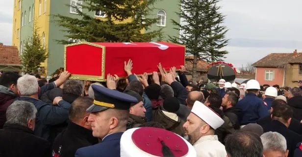 Pençe-Kaplan operasyonu bölgesinde şehit olan Piyade Sözleşmeli Onbaşı Mustafa Özkardeş son yolculuğuna uğurlandı