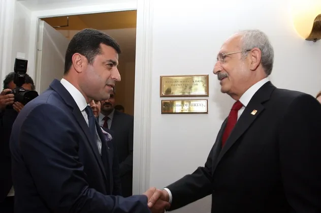 HDP CHP'den İstanbul'un diyetini istiyor