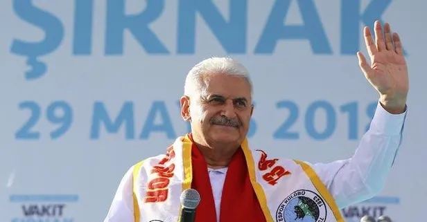 Başbakan Yıldırım Şırnak'ta askerlerle iftarda buluştu