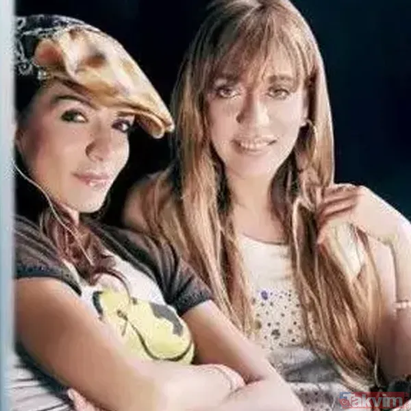 Ebru Akel Ve Kardeşi Deniz Akel