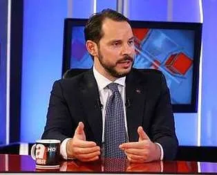 Tiyatro diyene şaşarım