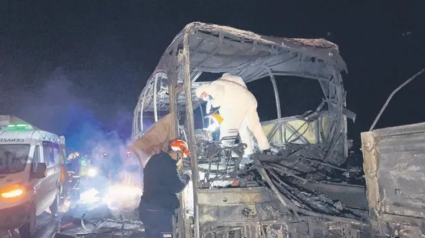 turkiyeye-baklava-yediren-kiz-semiha-dilara-hazirin-paylasimi-milyonlara-ulasti-1673999211552.jpeg Türkiye'ye baklava yediren kız! Semiha Dilara Hazır'ın paylaşımı milyonlara ulaştı-9