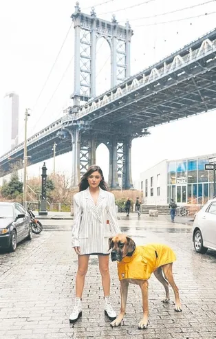 Hande Erçel’e yakın koruma