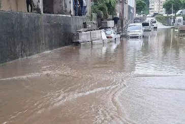 Rize’yi sel vurdu yeni yağış alarmı verildi!
