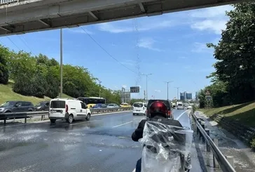 CHP’li İBB’den yeni rezillik: Üstgeçitte su borusu patladı