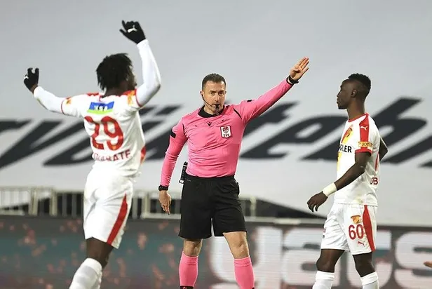 Hıncal Uluç Fenerbahçe Başkanı Ali Koç'u topa tuttu: Yanlış transfer, hoca, saha ve yönetim-6