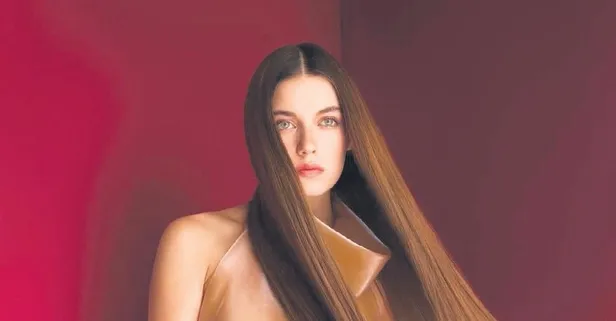 Flörtözlük Mert’i yaktı!