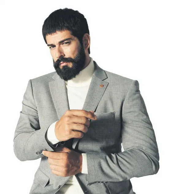 unlulerden-israilin-gazzedeki-hastane-saldirisina-tepki-insanligin-bittigi-noktadayiz-1697668399990.jpeg Ünlülerden İsrail'in Gazze'deki hastane saldırısına tepki: İnsanlığın bittiği noktadayız!-4