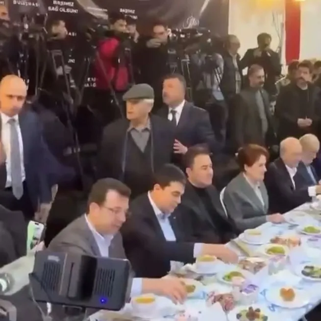 6lı koalisyonun Halil İbrahim sofrası da bu kadar olur! İftar programında yer arayan yaşlı amcayı kovdular