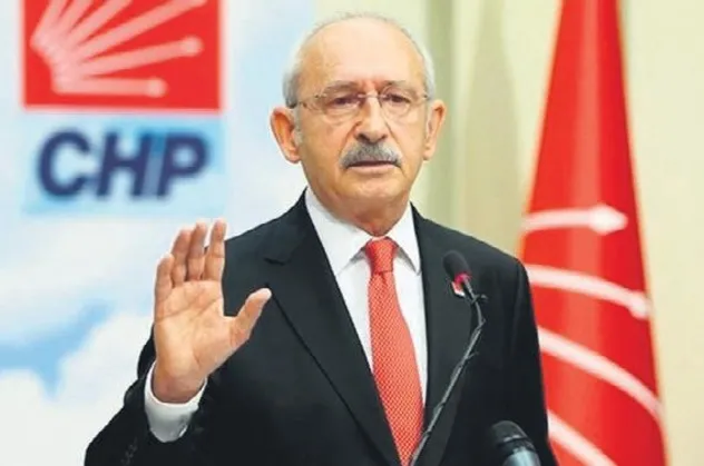Öğretmenlere hakaret etti