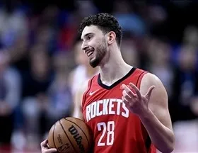 Alperen’den Jazz’a 33 sayı