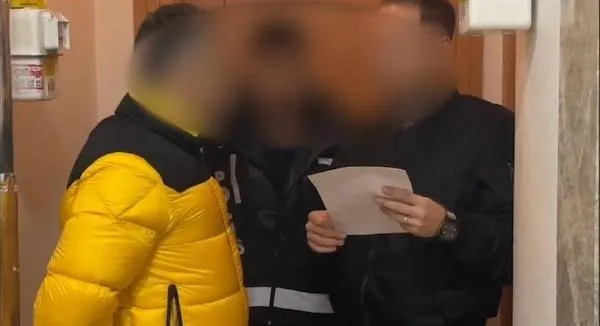 istanbul-merkezli-4-ilde-kacakcilara-operasyon-31-supheli-yakalandi-1700637334217.jpeg İstanbul merkezli 4 ilde kaçakçılara operasyon: 31 şüpheli yakalandı-1