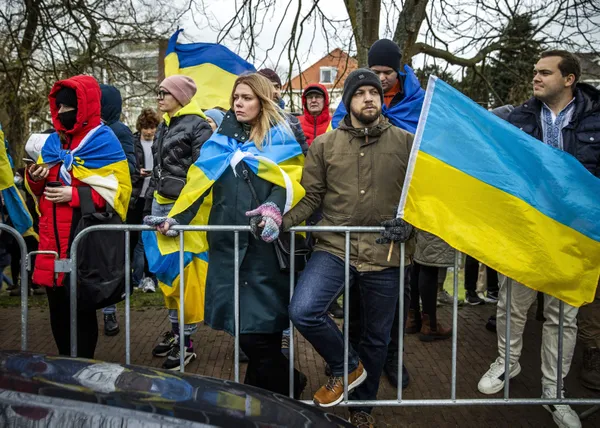 son-dakika-ab-ve-natodan-ortak-aciklama-rusyadan-hesap-soracagiz-multeci-almaya-haziriz-1645708633524.jpg SON DAKİKA: AB ve NATO'dan ortak açıklama: Rusya'dan hesap soracağız! Mülteci almaya hazırız-5