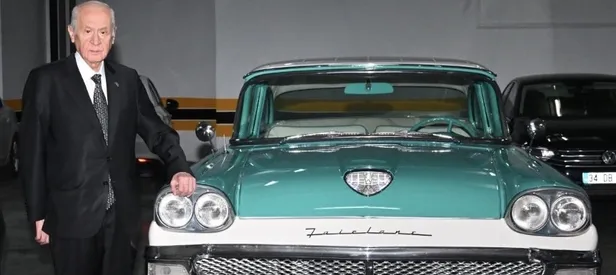 MHP Lideri Bahçeli’den sürpriz! Klasik otomobili hediye etti