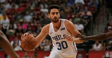Furkan Korkmaz'dan Philadelphia'ya hayat öpücüğü