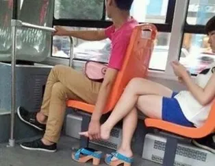 Toplu taşımalarda çekilen birbirinden ilginç fotoğraflar