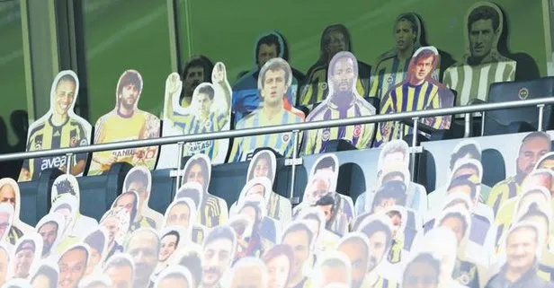 Tribünde maket efsaneler | Fenerbahçe- Kayserispor maçından notlar