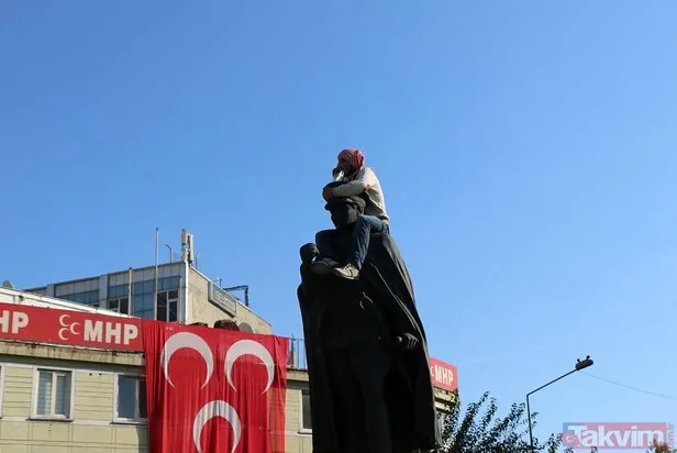 Atatürk heykeline çıkan balici linç edildi