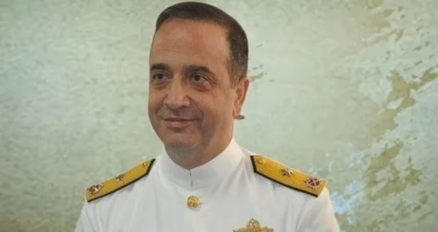 ercument-tatlioglu-kimdir-kac-yasinda-nereli-deniz-kuvvetleri-komutani-oramiral-ercument-tatlioglunun-biyograf-1691069901061.jpg Ercüment Tatlıoğlu kimdir, kaç yaşında, nereli? Deniz Kuvvetleri Komutanı Oramiral Ercüment Tatlıoğlu'nun biyografisi!-2