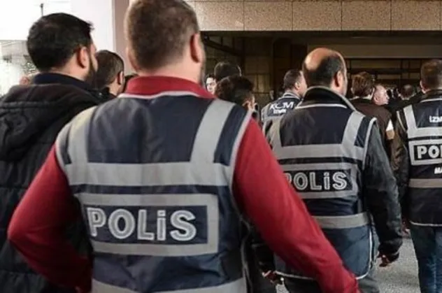 Ankara'da peş peşe FETÖ operasyonları