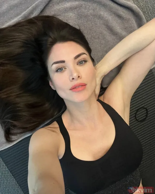 Nefise Karatay "Botoksum dolgum yok" dedi Demet Akalın dalga geçince hızını alamayıp cevap verdi "Dolgusuz botoksuz filtresiz" - 9