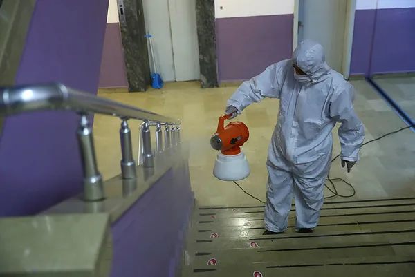 okullar-tatil-mi-meb-son-dakika-ilkokul-ortaokul-lise-tatil-mi-coronadan-dolayi-13-mart-cuma-yarin-okullar-tatil-mi-1584023902809.jpg İlkokul, ortaokul, lise tatil mi? MEB son dakika okul tatil açıklaması! Okullar kaç gün tatil oldu?-3