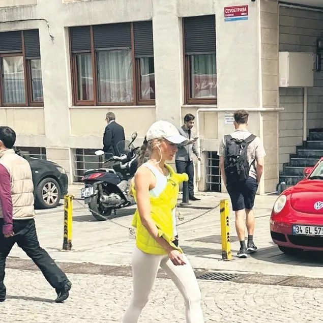 Sahil yürüyüşü