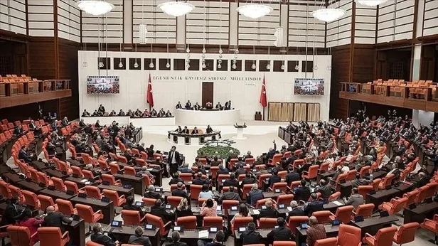 meclis-ne-zaman-acilacak-yarin-mi-20-subat-pazaretsi-tbmm-aciliyor-mu-eyt-duzenlemesi-taserona-kadro-1676791919068.jpeg TBMM açılıyor mu, UZATILDI MI? Meclis ne zaman açılacak, tarih ertelendi mi? EYT düzenlemesi, Taşerona kadro...-5