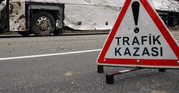 Tekirdağ'da otomobil refüje çarptı: 2 yaralı