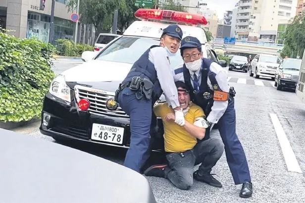 Floyd'u öldüren polis Derek Chauvin için hakim 1 milyon 250 bin dolar kefalet belirledi-6