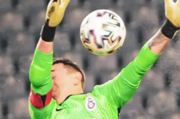 İşte Muslera'nın dev derbide yaptığı müthiş kurtarışın sırrı