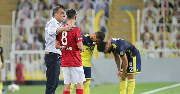 Mert Hakan Yandaş Fenerbahçe ile anlaştı