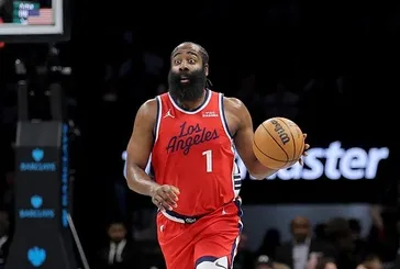 James Harden tarihe geçti!